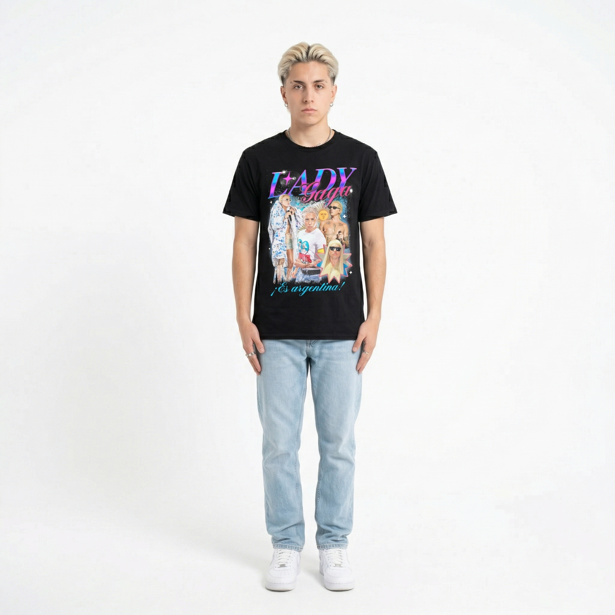 Lady Gaga, es argentina! Regular Tee